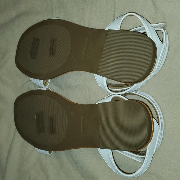Bamboo White Sandals with Velcro Ankle Strap 10 - Picture 5 of 5